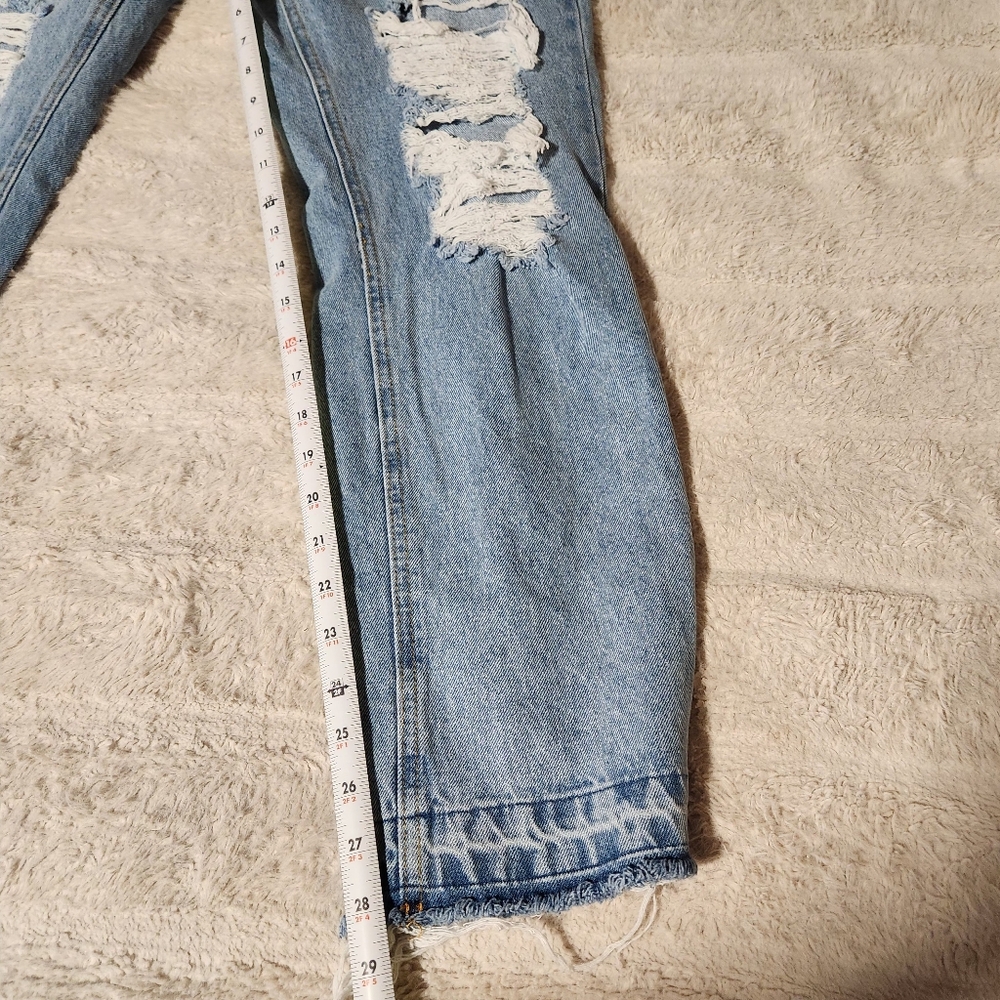 Cello Jr Womems Sz 9 Jeans Distressed  Straight Leg Split Hem High Rise Light - Picture 9 of 12
